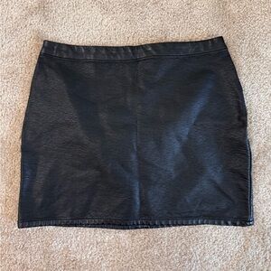 Forever 21 faux Leather mini skirt